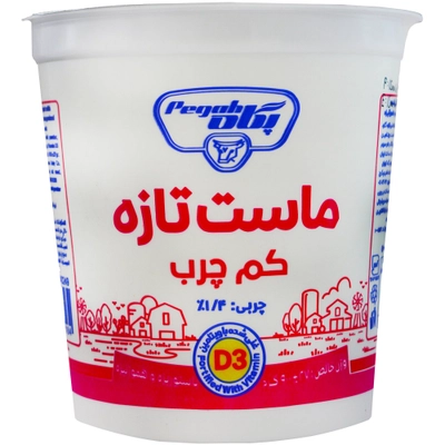 پگاه ماست تازه كم چرب 700 گرم
